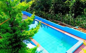 Misty Valley Private Pool Villa Munnar